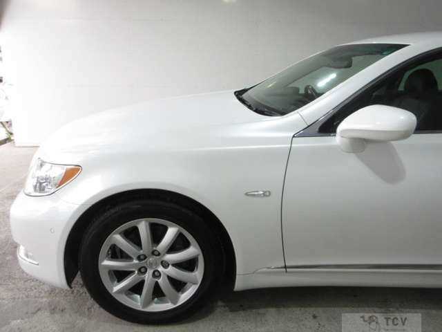 2007 Lexus LS