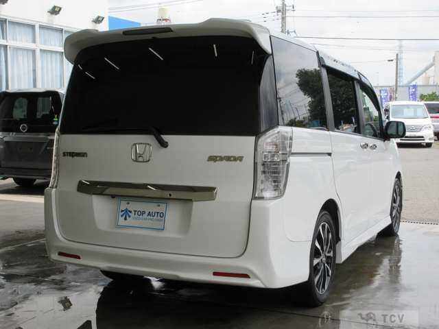 2013 Honda Step WGN