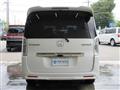 2013 Honda Step WGN
