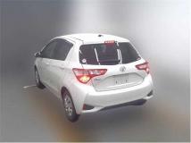 2017 Toyota Vitz