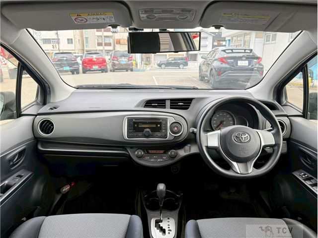 2013 Toyota Vitz