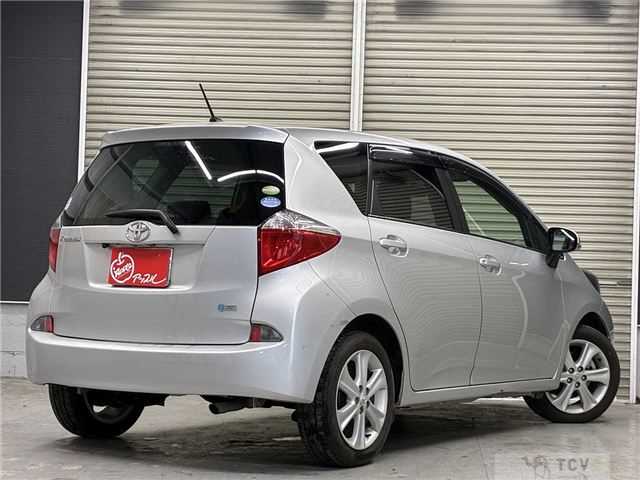 2012 Toyota Ractis