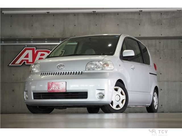 2004 Toyota Porte
