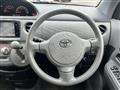 2009 Toyota Sienta