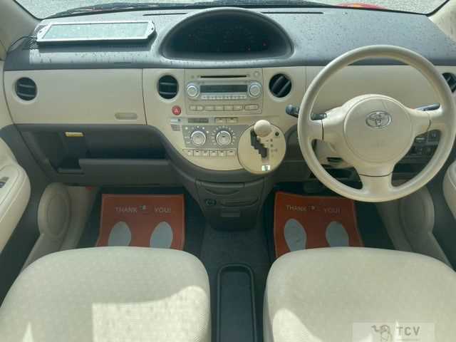 2010 Toyota Sienta