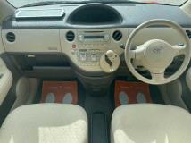 2010 Toyota Sienta