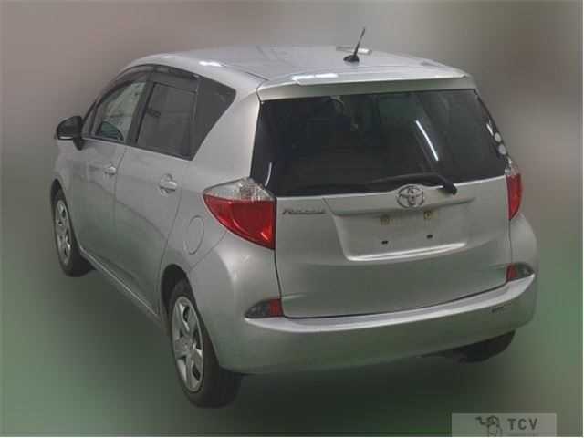 2011 Toyota Ractis