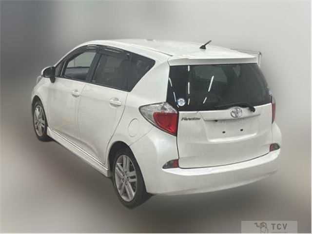 2013 Toyota Ractis