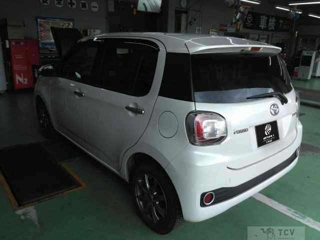 2016 Toyota Passo