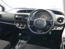2017 Toyota Vitz