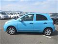 2017 Nissan March