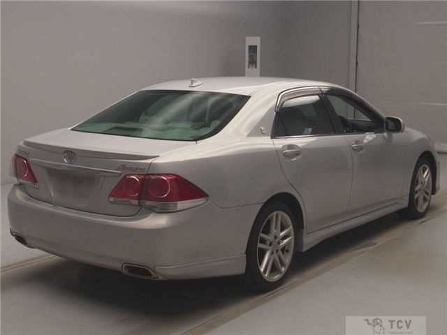 2011 Toyota Crown