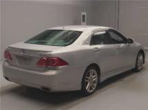 2011 Toyota Crown