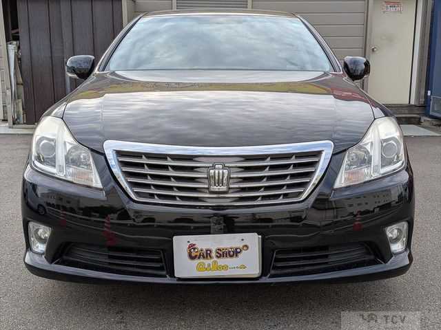2011 Toyota Crown