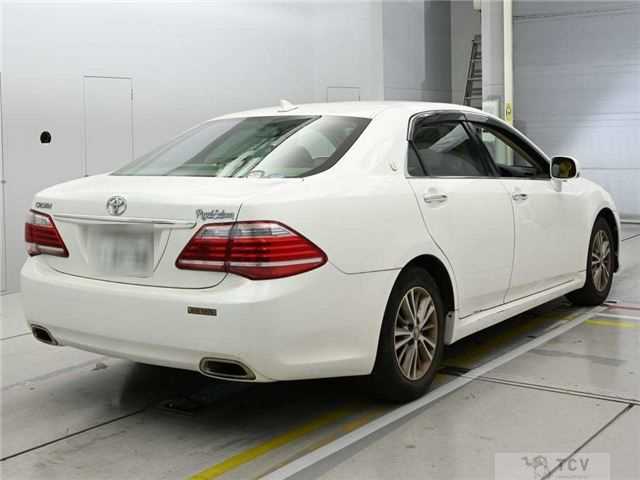 2011 Toyota Crown