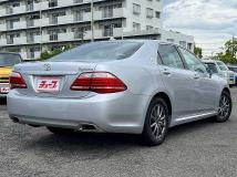 2010 Toyota Crown