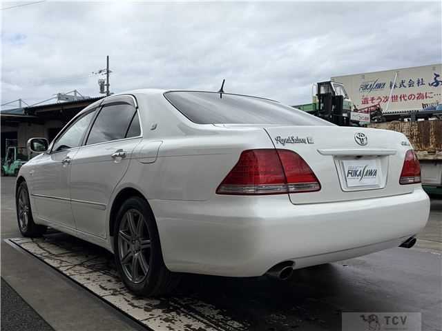 2004 Toyota Crown