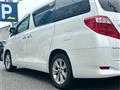 2009 Toyota Alphard