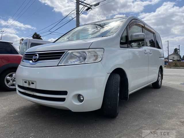 2013 Nissan Serena