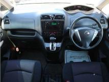 2011 Nissan Serena