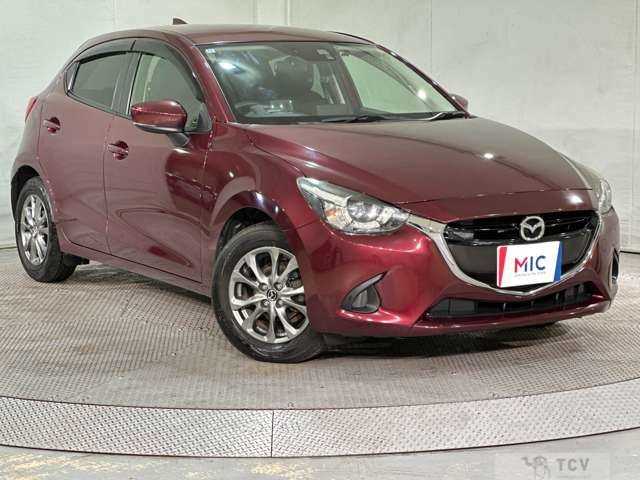 2016 Mazda Demio