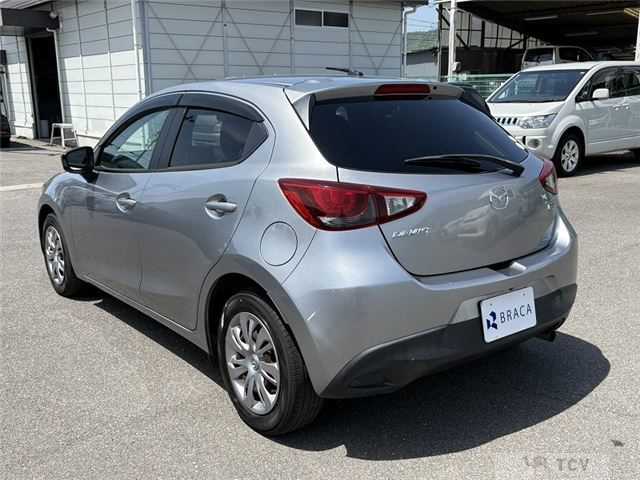 2015 Mazda Demio