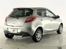 2013 Mazda Demio