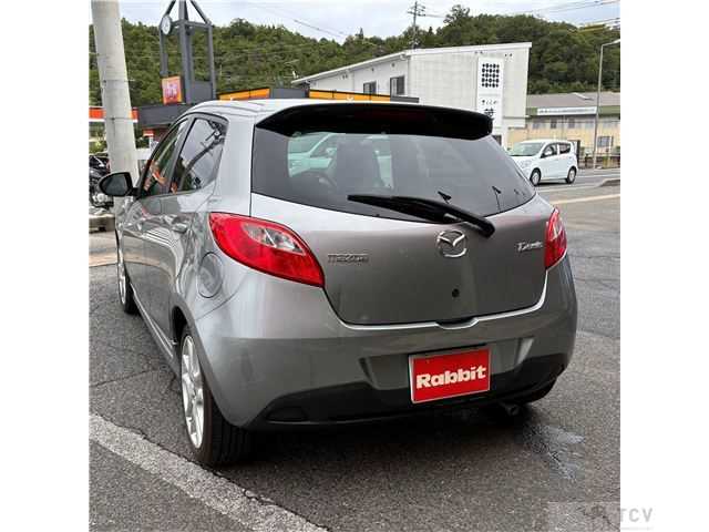 2013 Mazda Demio