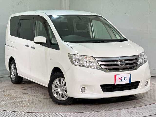 2011 Nissan Serena