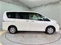 2011 Nissan Serena