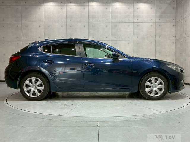 2016 Mazda Axela Sport
