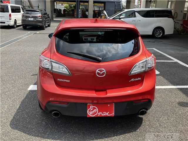 2013 Mazda Axela Sport