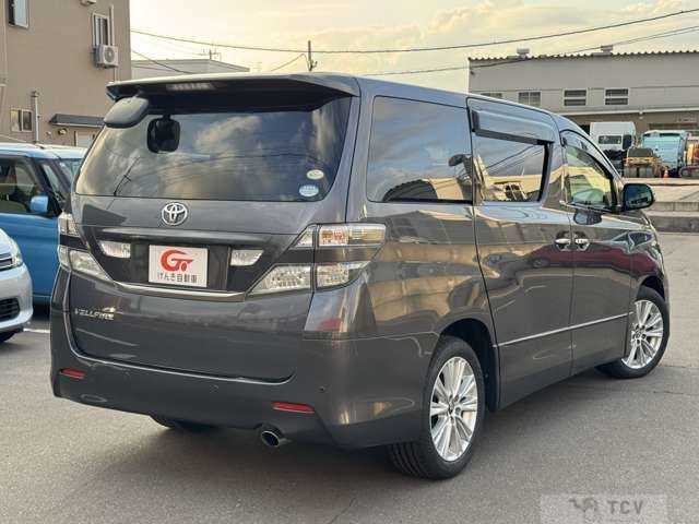 2010 Toyota Vellfire