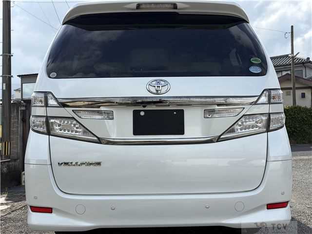 2013 Toyota Vellfire
