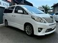2013 Toyota Alphard