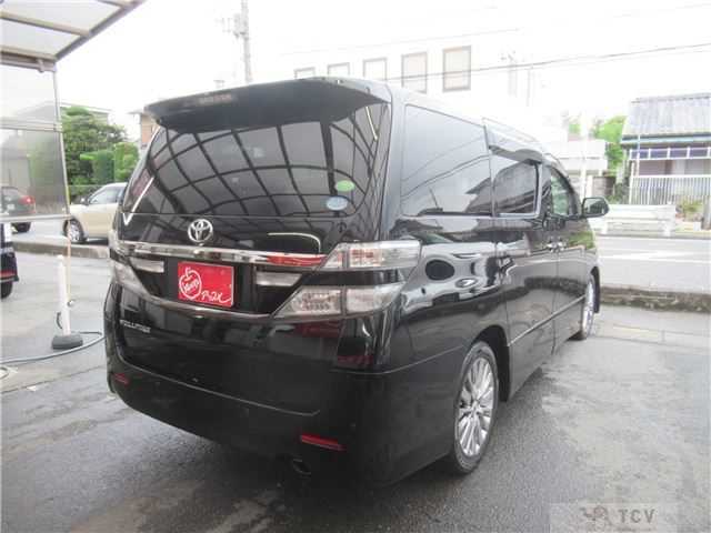 2013 Toyota Vellfire