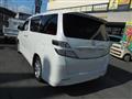 2009 Toyota Vellfire