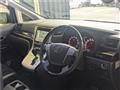 2014 Toyota Vellfire