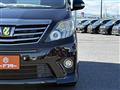 2013 Toyota Alphard