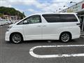 2011 Toyota Vellfire