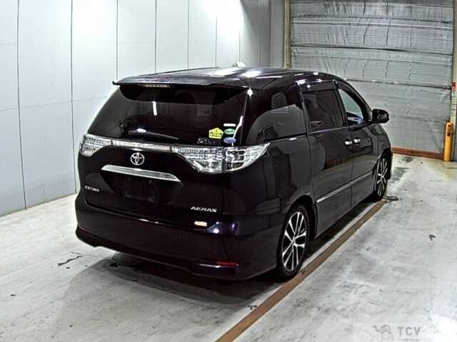 2013 Toyota Estima