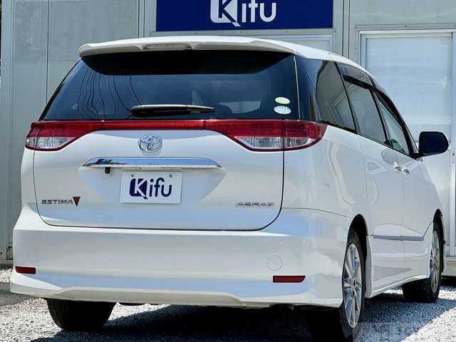 2011 Toyota Estima