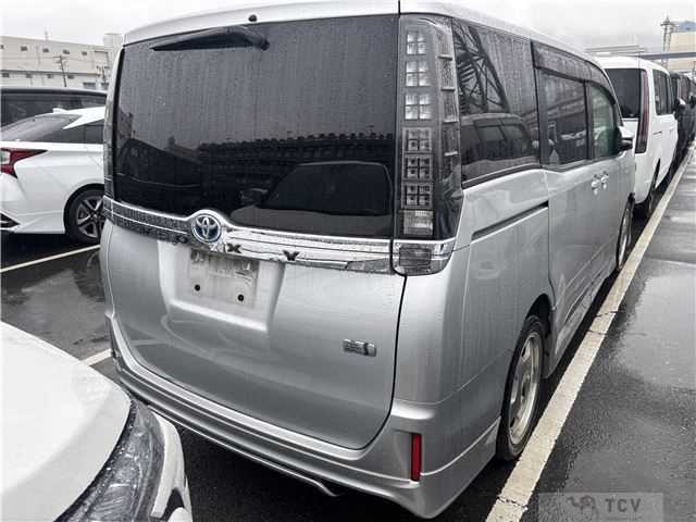 2014 Toyota Voxy