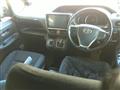 2014 Toyota Voxy