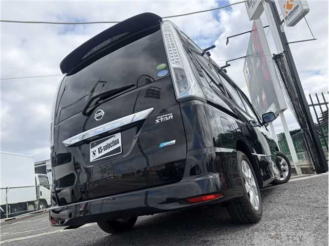 2013 Nissan Serena