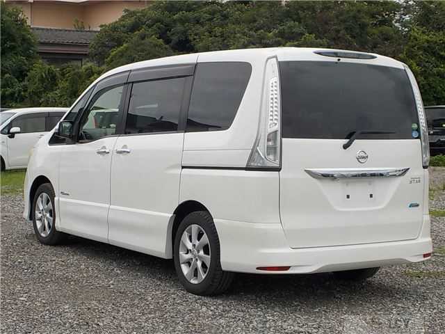 2012 Nissan Serena