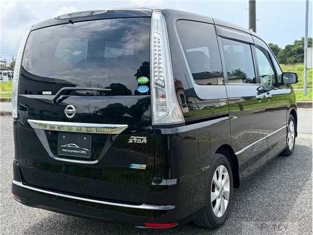 2013 Nissan Serena