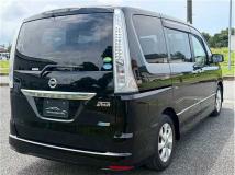 2013 Nissan Serena