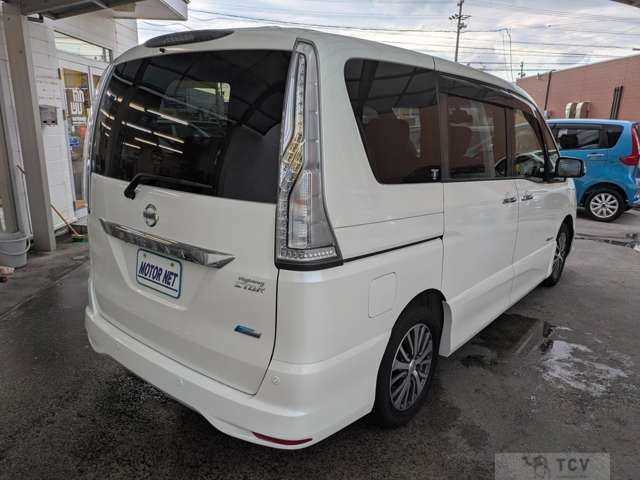 2015 Nissan Serena