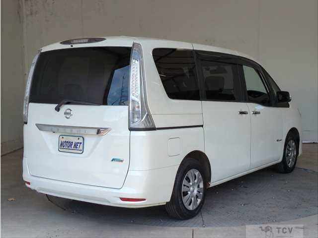 2015 Nissan Serena